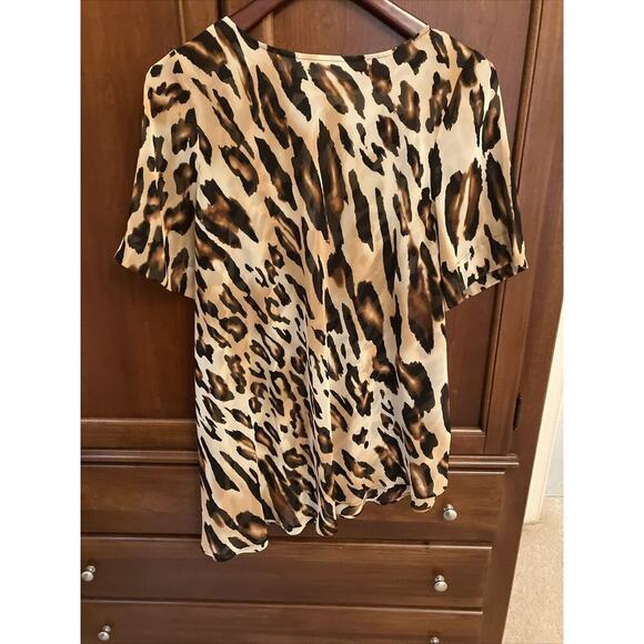 Simonton Says Size Large Sheer Animal Print Top Asymmetrical Hem Oversized Print - Picture 10 of 10